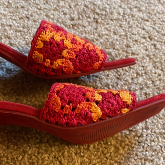 Beautiful Jeffrey Campbell Crochet shoes - Picture 9 of 10